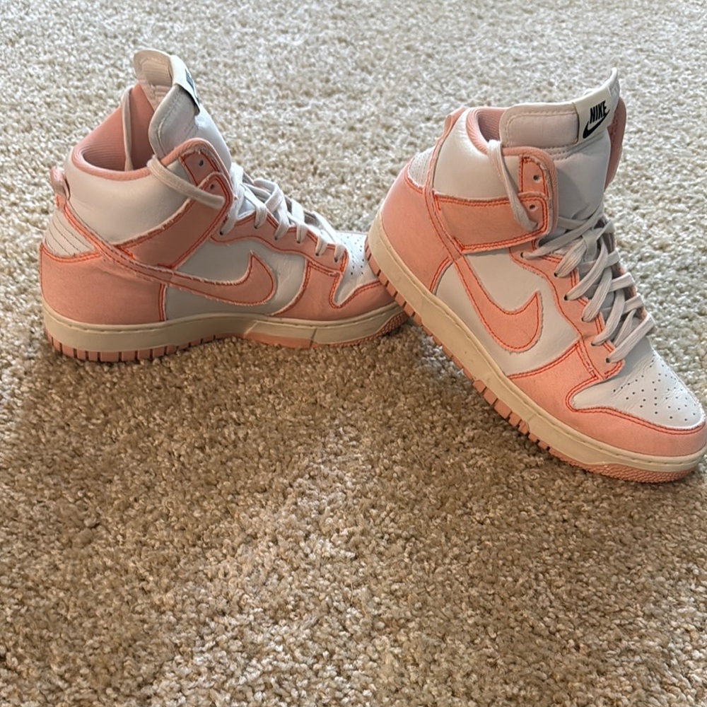 Nike High-Top Sneakers in Peach and White